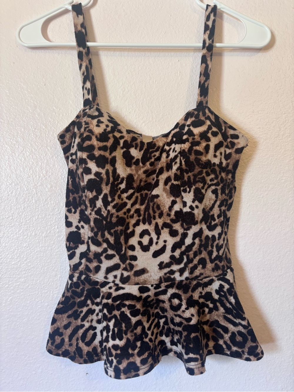 Woman’s Leopard Print Peplum Tank Top, Ruffled Hem, Size M